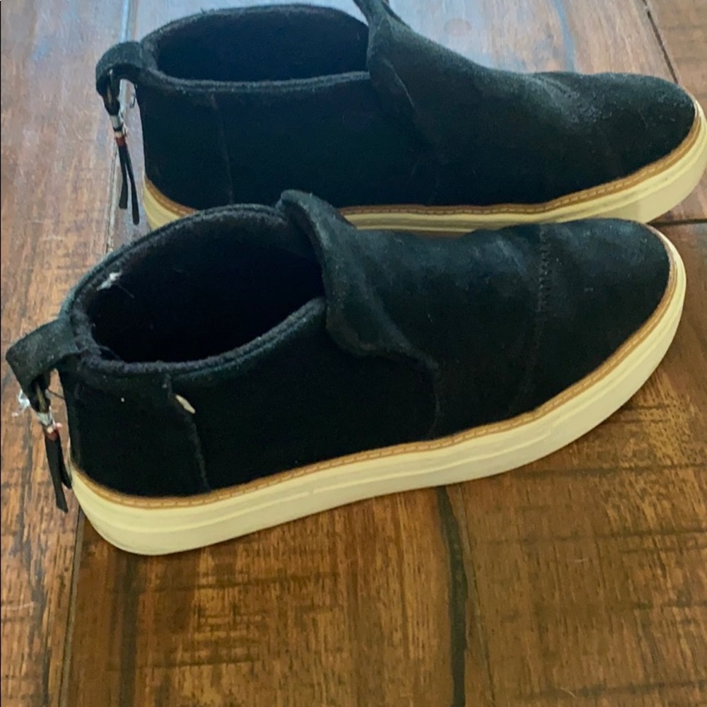 Toms Paxton mid top shoes